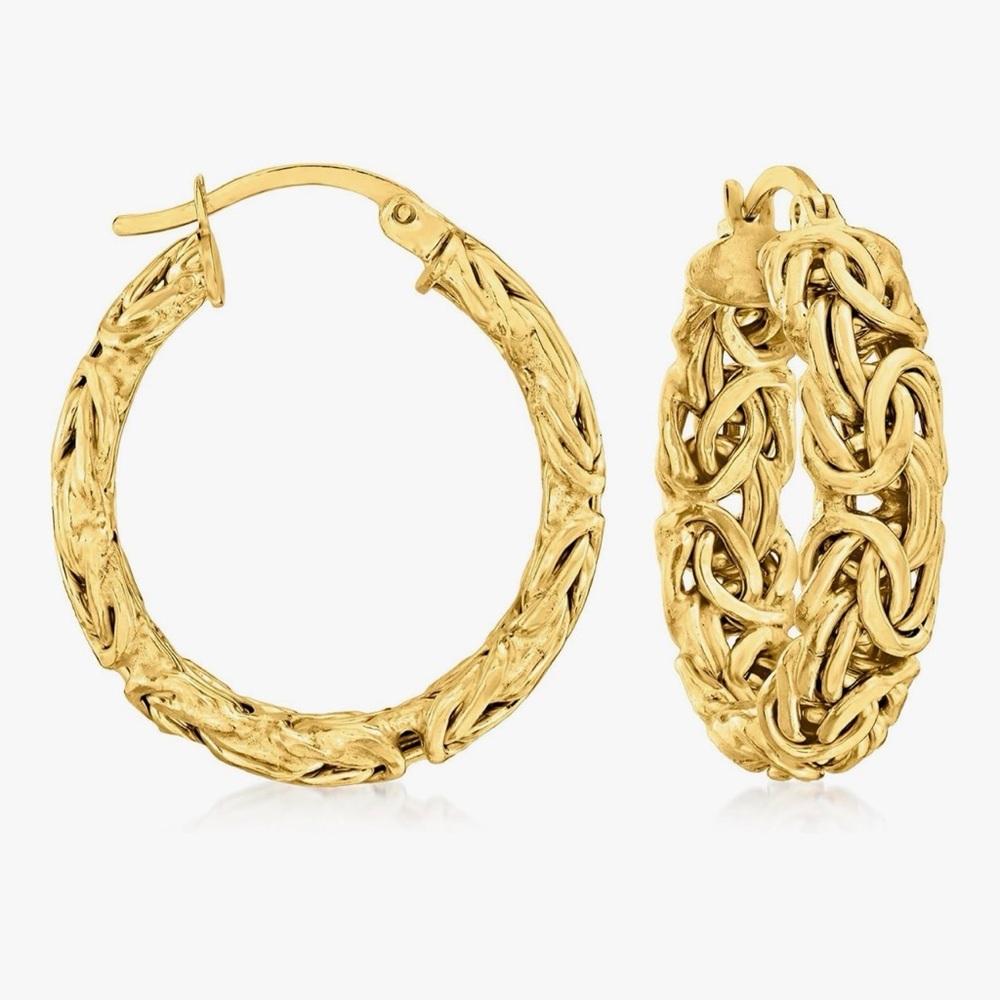 Elegant Gold Hoop Earrings